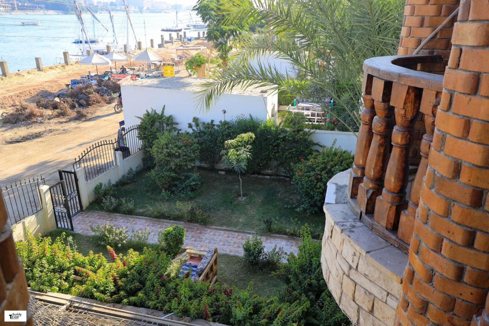 Nile Castle Luxor Exterior foto