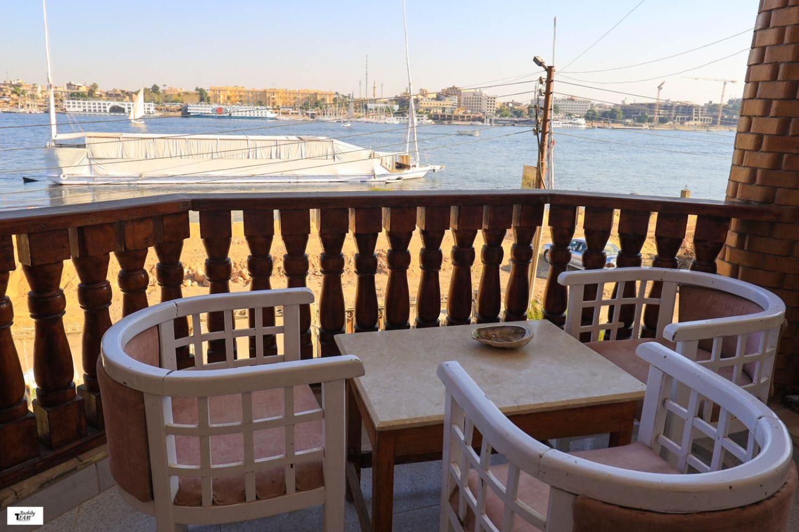 Nile Castle Luxor Exterior foto